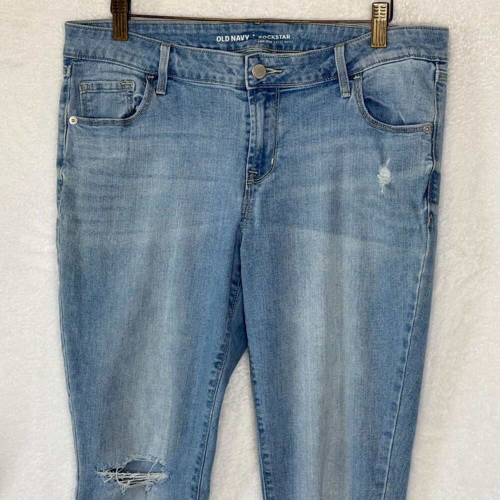 Old Navy The Rock Star Jeans Sz 14 Women's Light‎ Wash Low Rise Denim Distressed - Picture 3 of 16
